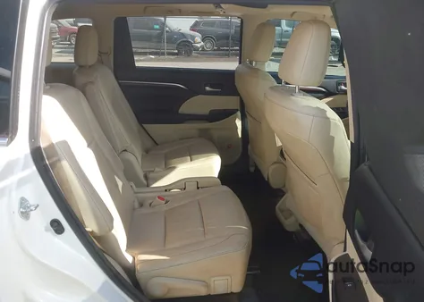 2015 Toyota Highlander Limited V6 z USA, uszkodzony, nr VIN 5TDYKRFH2FS077618